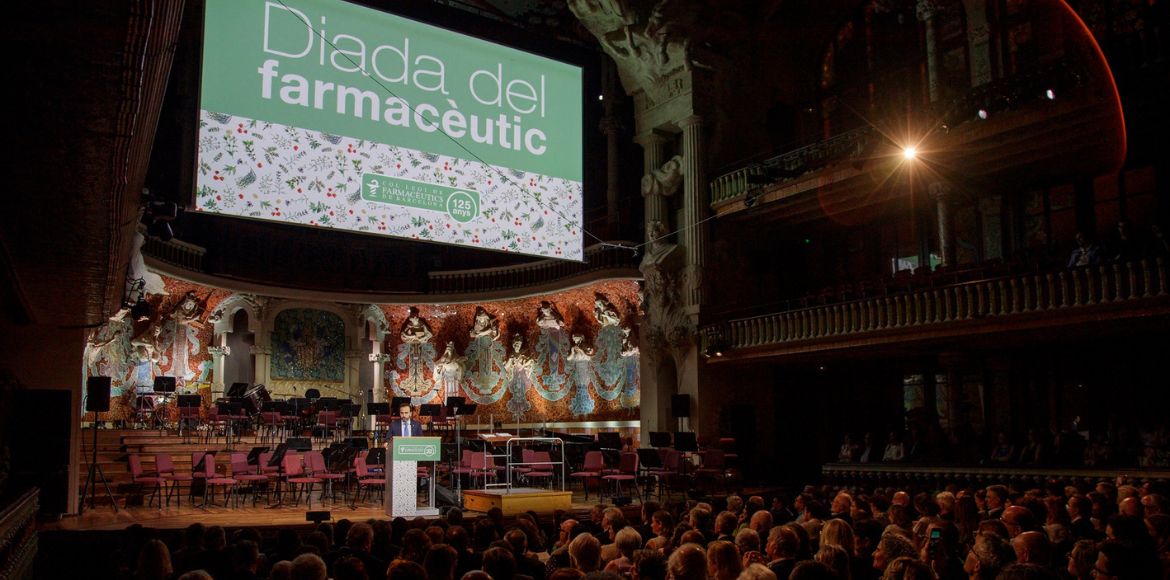 Prop de 500 persones celebren els 125 anys del Col·legi de Farmacèutics de Barcelona al Palau de la Música Catalana