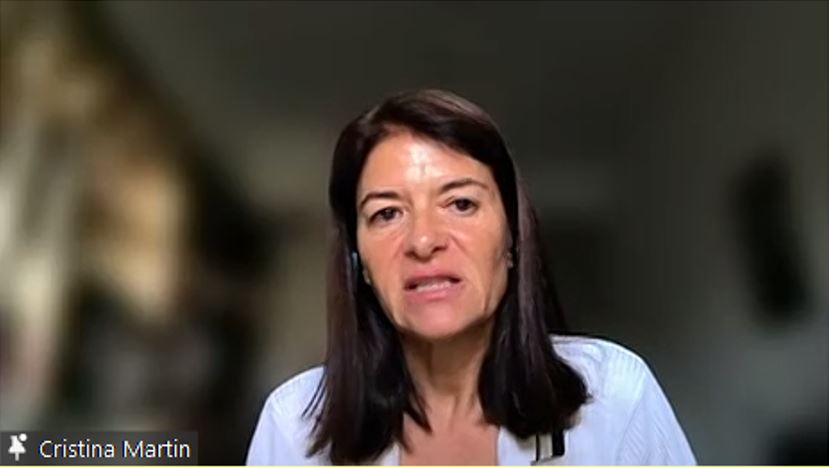 Cristina Martin en un moment de la seva exposició.