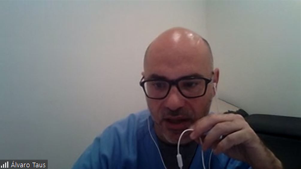 Álvaro Taus durant la seva intervenció.