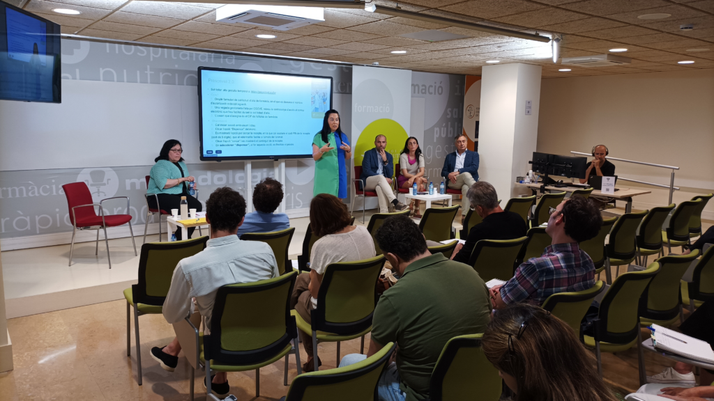 Lorena Rivera durant la seva presentació sobre el Prescrivet 2.0.