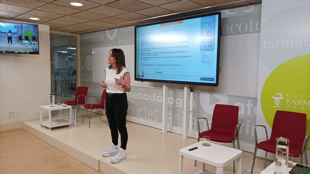 Cristina Morales ha moderat la formació.