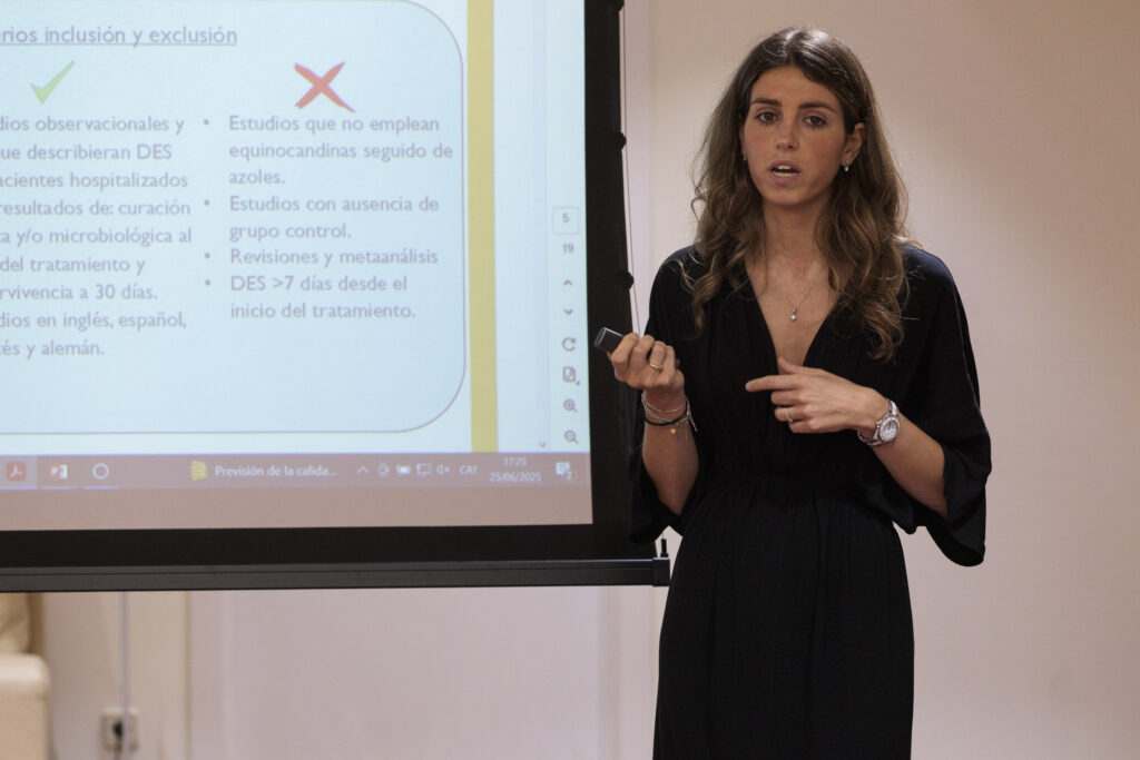 Marta Albanell, guanyadora del Premi al millor article publicat en una revista d’accés obert.