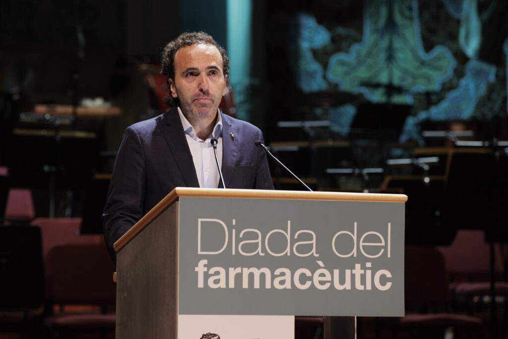 El president del COFB, Jordi Casas, durant la Diada del Farmacèutic