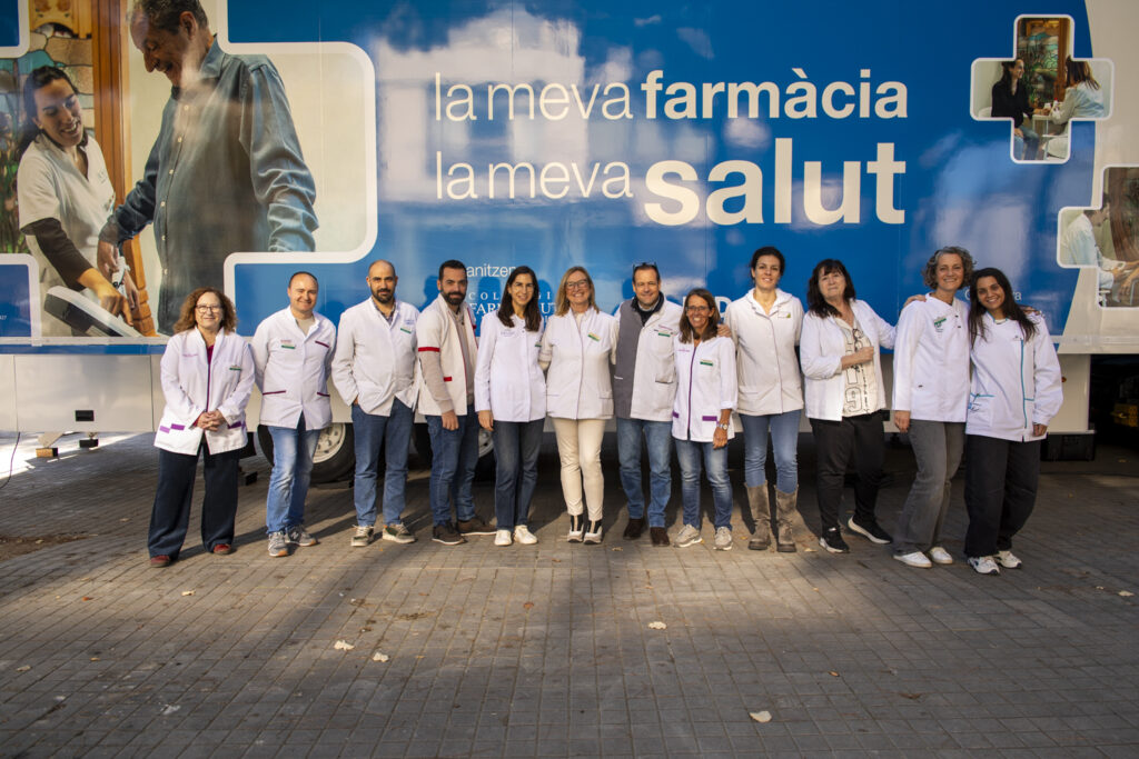 La unitat mòbil de “La meva farmàcia, la meva salut” realitza més de 500 proves de salut als veïns de Granollers