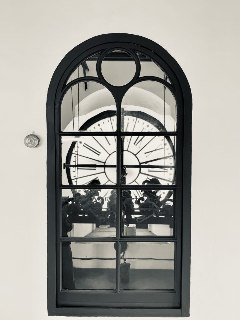 "Escapant del temps a la torre del rellotge"