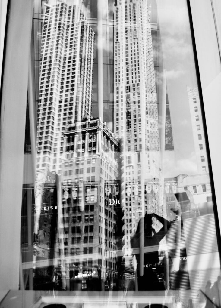 "Mil finestres i un finestral"