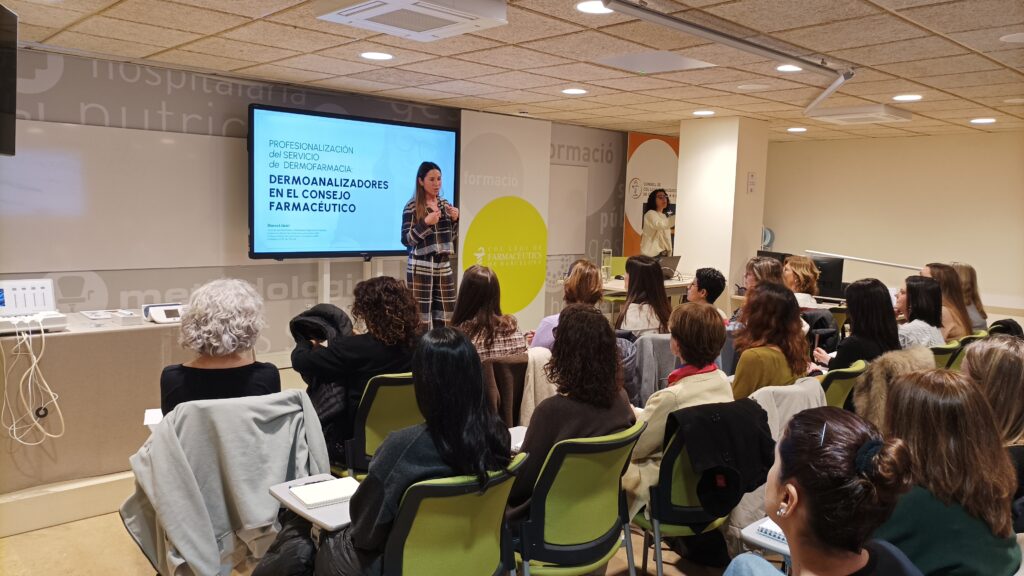 Blanca Llácer, en un moment de la seva presentació.