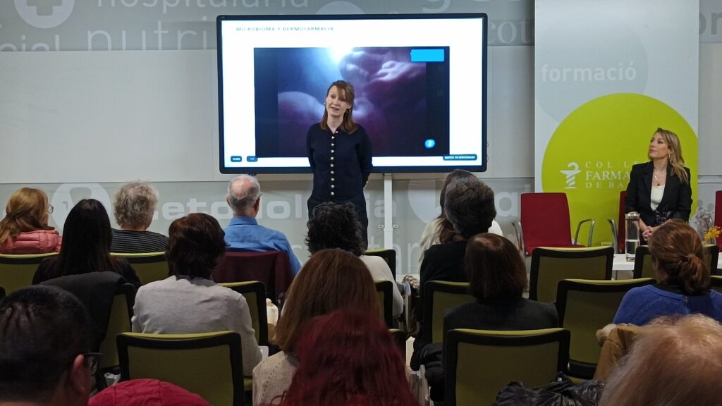 Laura Fernández, en un moment de la seva ponència.