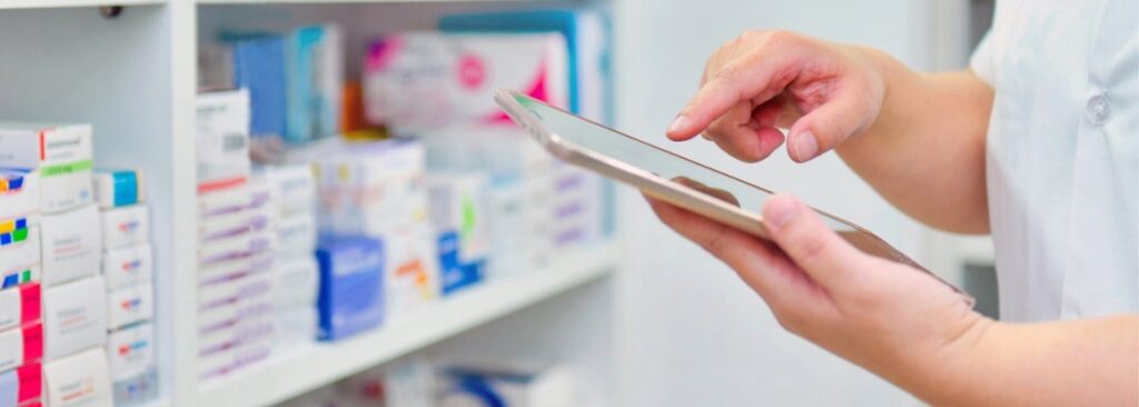 3.000 farmacèutics aposten per IAxFarma per descobrir com la intel·ligència artificial ajuda a millorar la tasca diària de la farmàcia comunitària